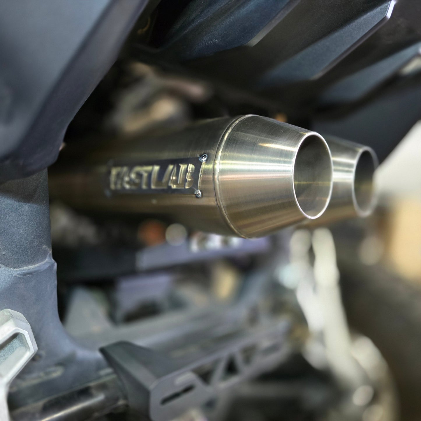 MARAUDER Maverick R Slip-on Exhaust by Fastlab