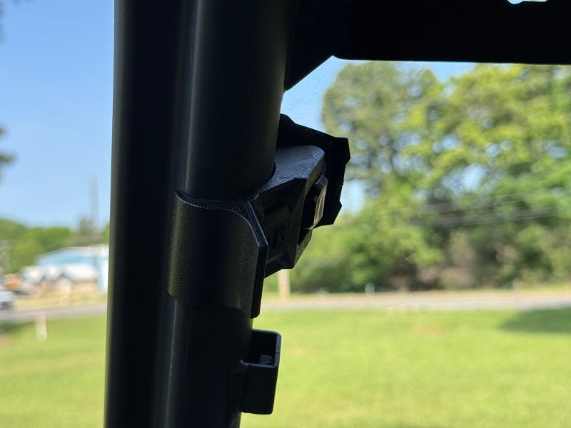 Seizmik Versa-Vent Hard Coated Windshield for CFMOTO UForce 1000 Series - Toolless Mount with Quick Connect System