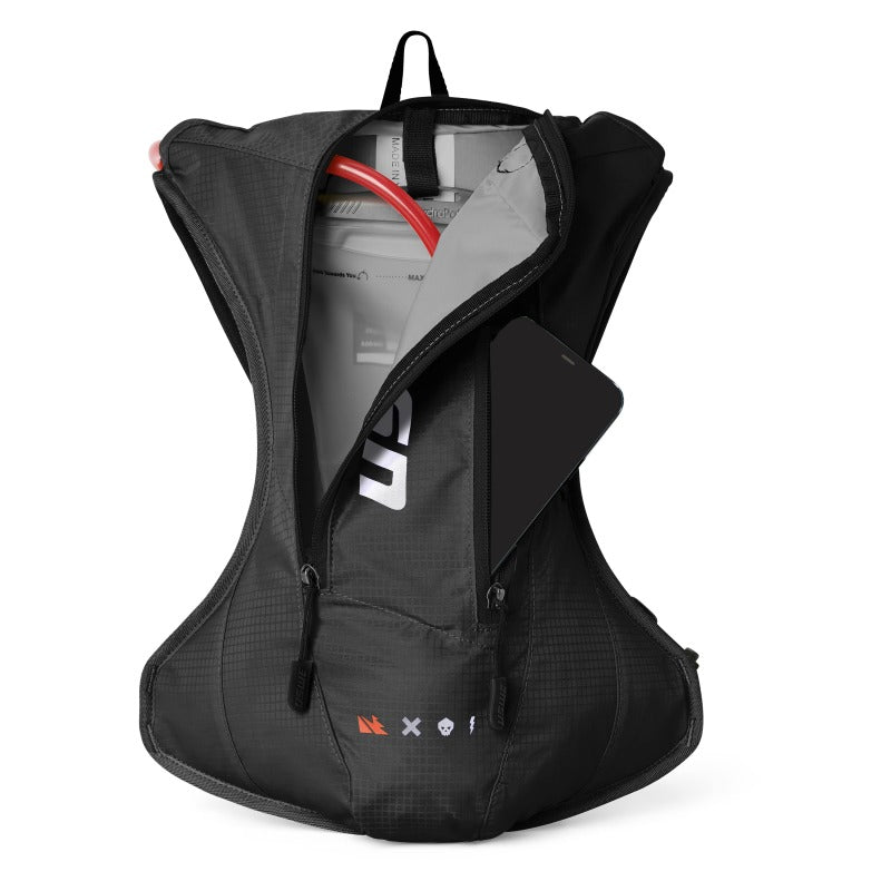 USWE Outlander Moto Hydration Pack 4L - Black with No Dancing Monkey™ 4-Point Harness System