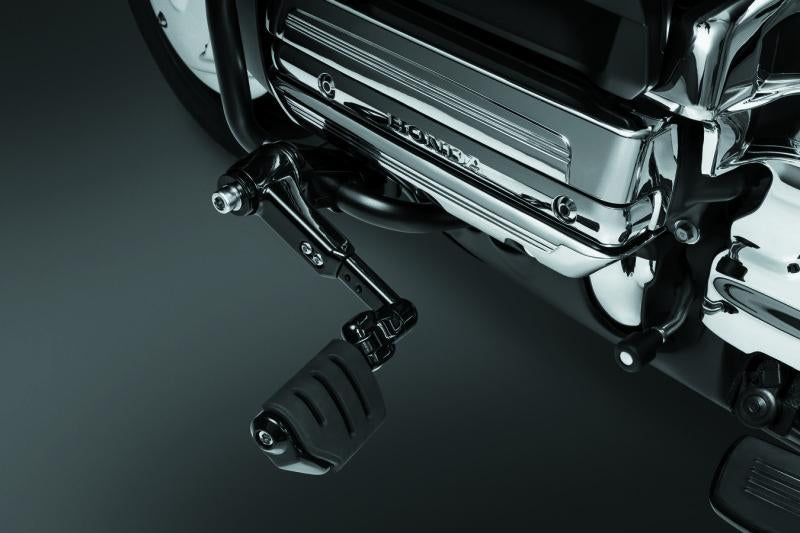 Kuryakyn Ergo III Adjustable Mount with Trident Dually ISO Pegs for Honda Gold Wing