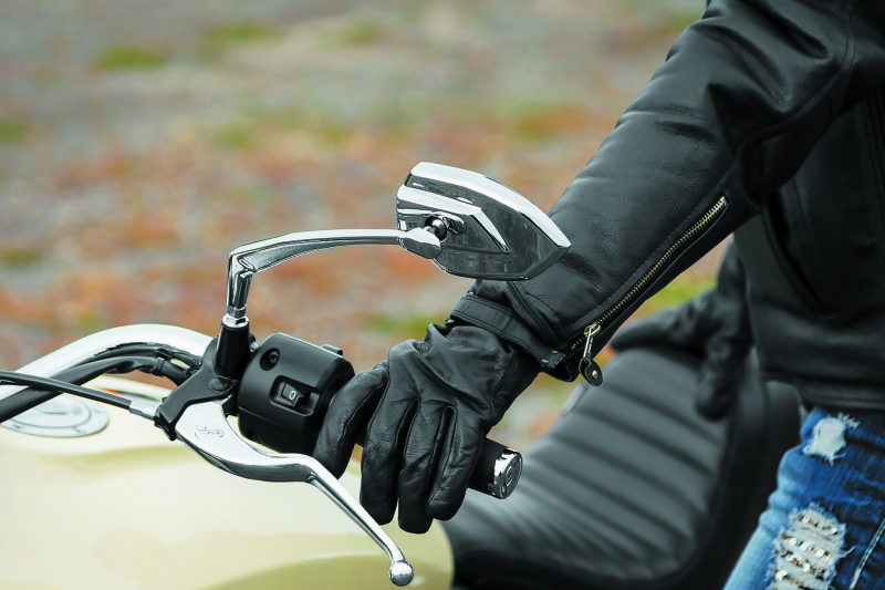 Kuryakyn Phantom Mirrors Chrome – Aggressive Angular Design with Large Convex Glass for Enhanced Rear-View Visibility