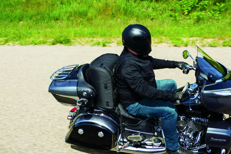 Kuryakyn Momentum Wanderer Seat Bag for Touring Bikes with Trunk – 60L Capacity