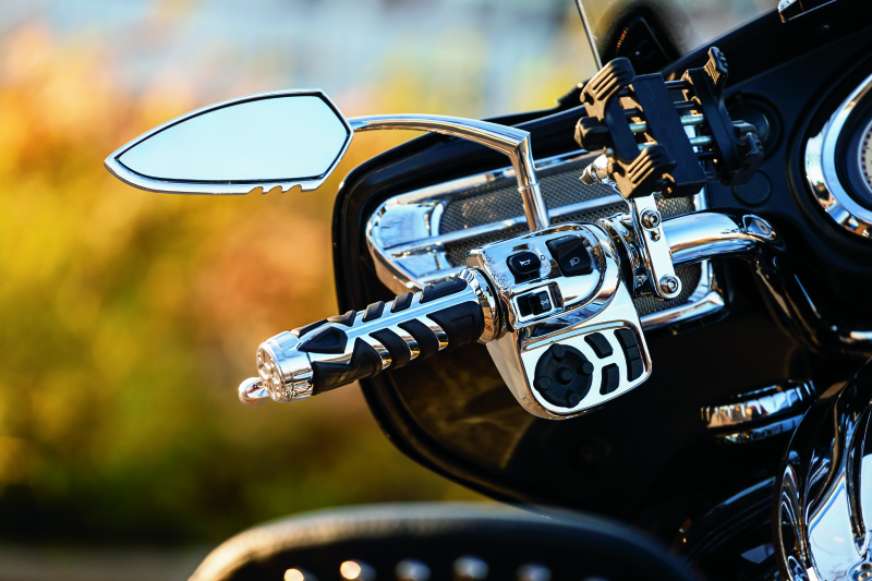 Kuryakyn Raised Mirror Adaptors for Metric Motorcycle Models – Chrome Part 1713