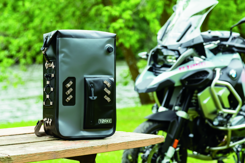 Kuryakyn Torke 25L Dry Backpack – Fully Waterproof Powersports Gear Bag with Removable Support and External Storage