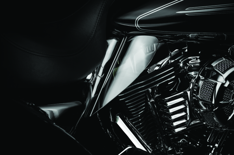 Kuryakyn Saddle Shields Heat Deflectors for Harley Davidson Touring Models (2009-2010) - Smoke