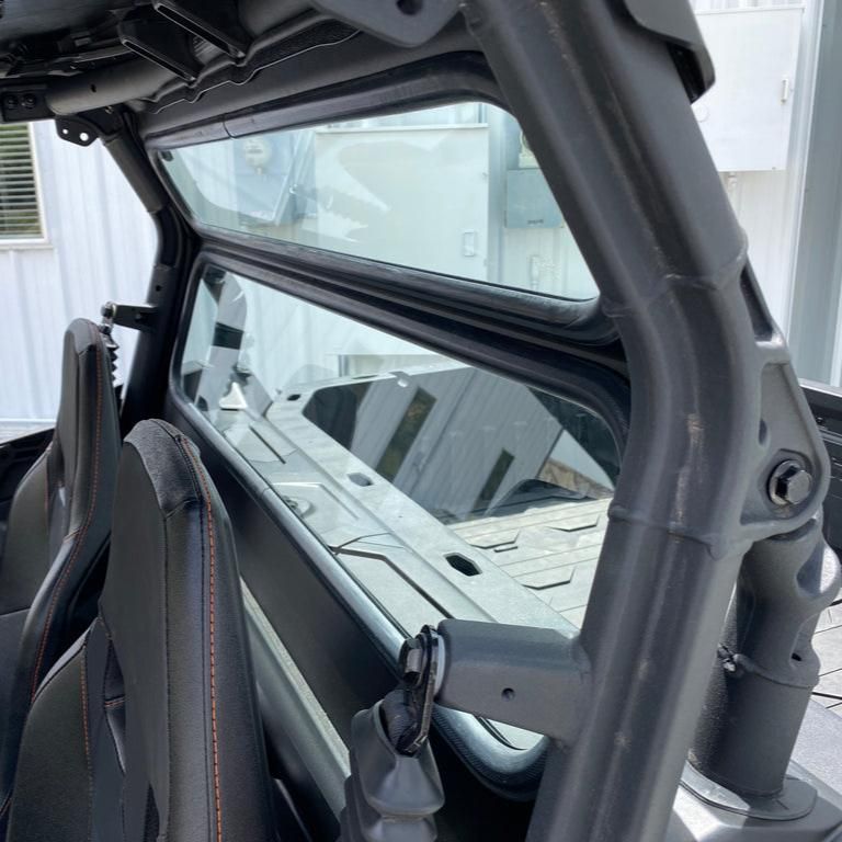 Can Am Commander / Maverick Rear Glass Windshield