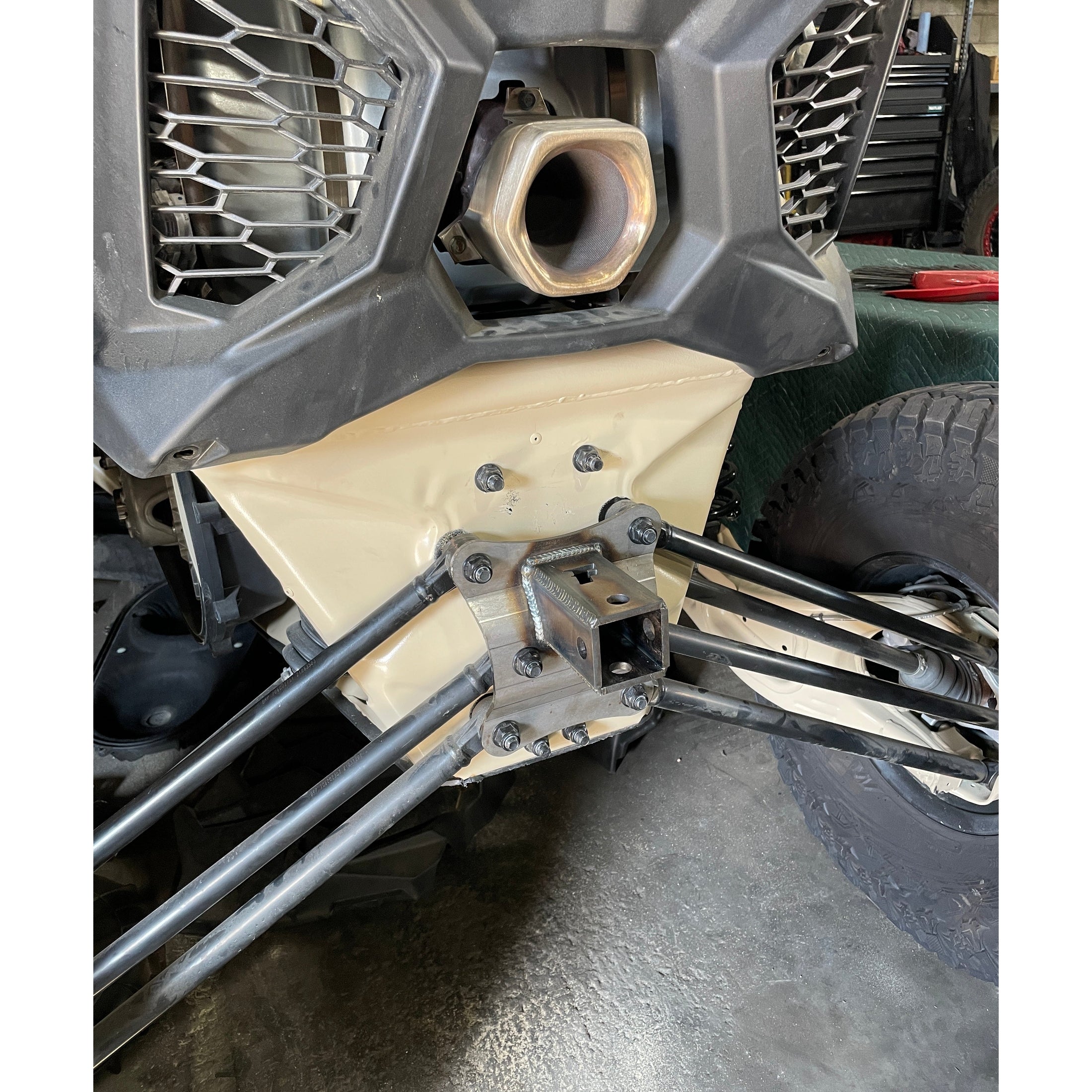 FastLab Can-am X3 Radius Rod Hitch Pull Plate