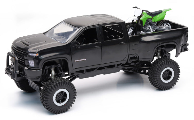New Ray Toys Chevy Off Road Pickup with Dirt Bike – Scale 1:20 Power Sports Vehicle