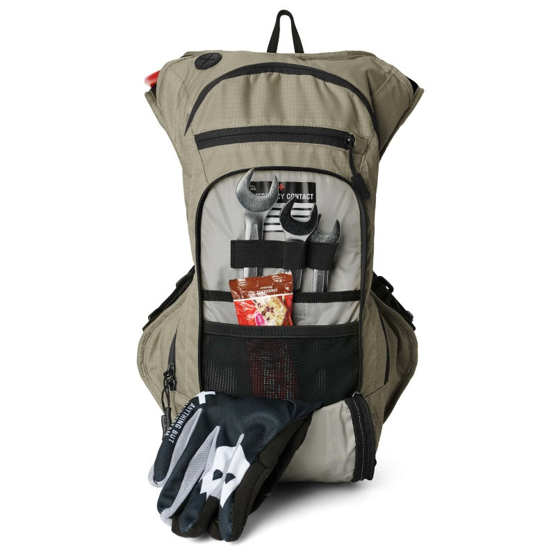USWE Outlander Moto Hydration Pack 9L – Sand
