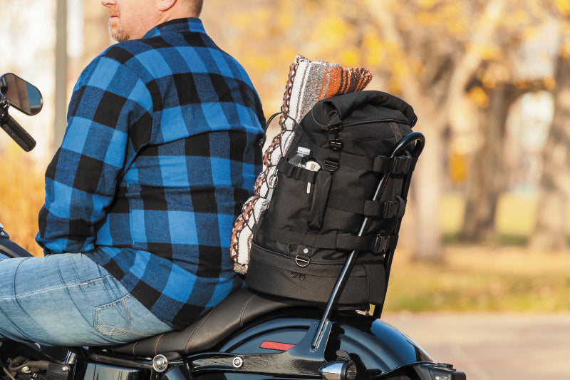Kuryakyn Momentum Freeloader Duffle - Versatile 2,036 cu. in. Motorcycle Luggage with Quick-Mount Strap
