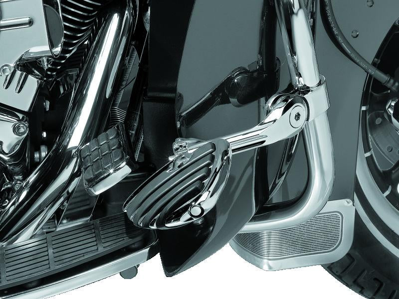 Kuryakyn Tour-Tech Cruise 6-Inch Mount Arm with ISO Wing Pegs and 1-1/4-Inch Clamp in Chrome