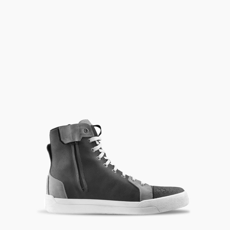 Gaerne G. Letur Aquatech Urban Commuting Sneakers – Size 10, Waterproof, Breathable, Men’s Powersports Footwear