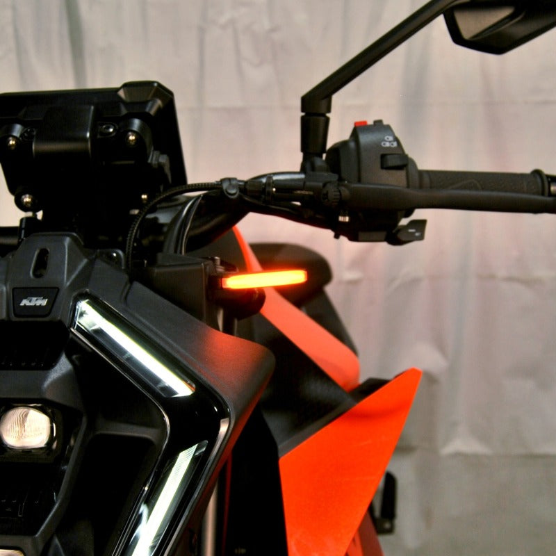 New Rage Cycles 24+ KTM 990 Duke Front Turn Signals – Brightest LED, Plug & Play with Proper Flash Speed