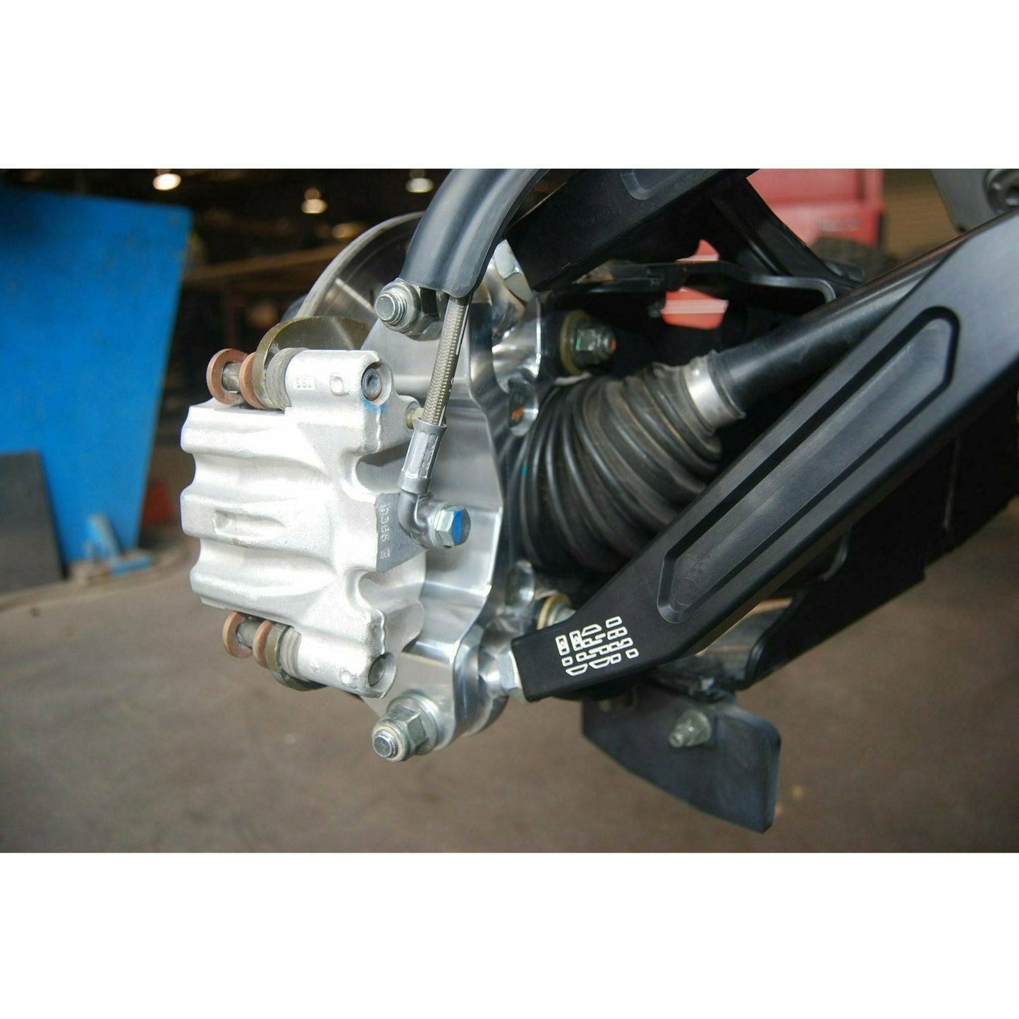 Polaris RZR Turbo S Billet Rear Bearing Carrier / Spindle