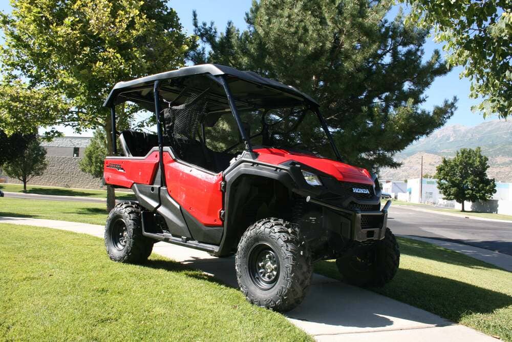 UTVMA '16-'24 Honda Pioneer 1000 Backseat & Roll Cage Kits