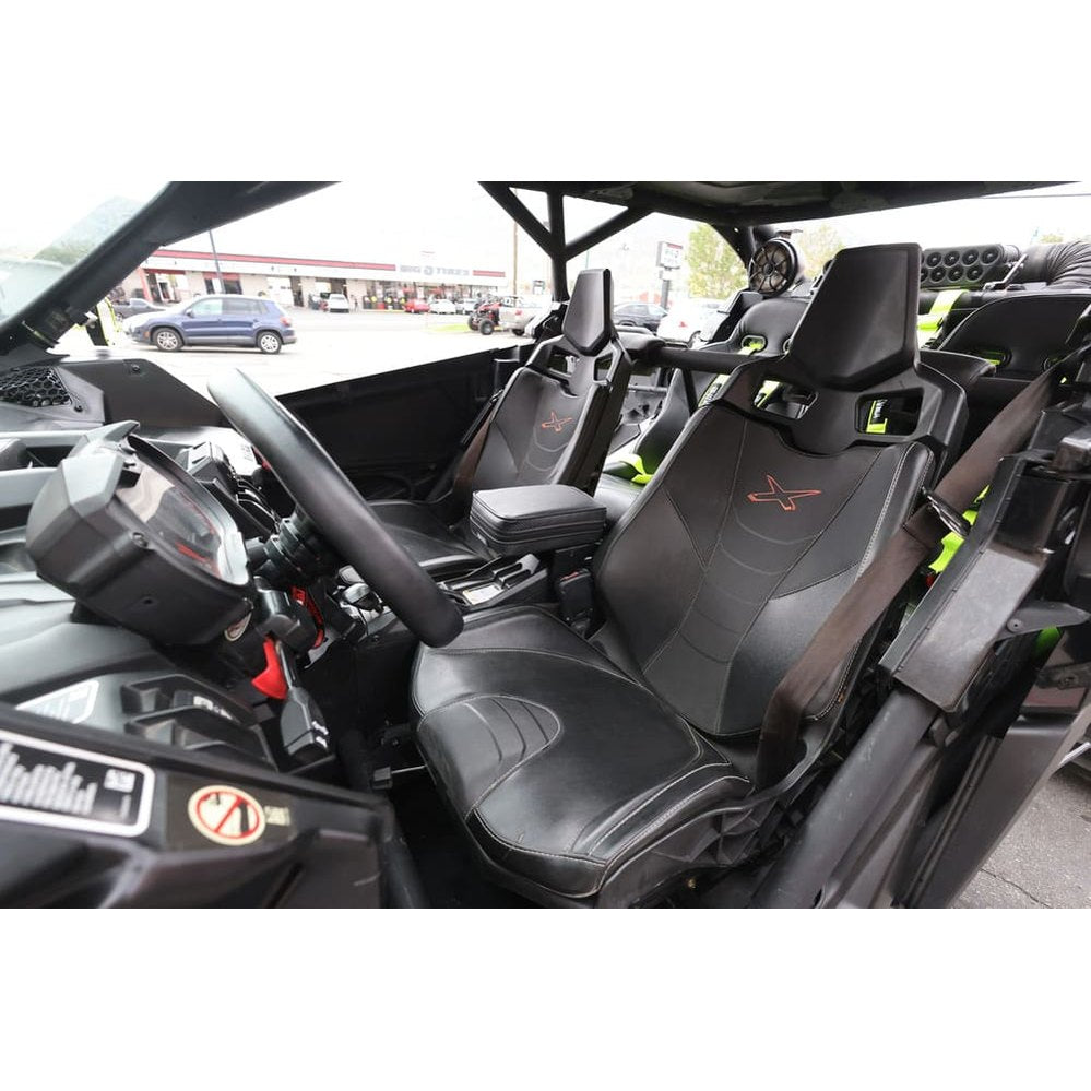 UTVMA '17-'24 Can-Am Maverick X3 Armrest w/ Bracket