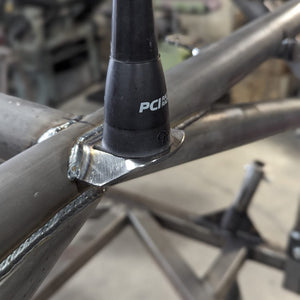 Antenna Mount, Weld On