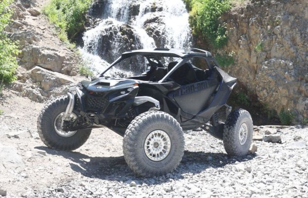 ZBroz '24 Can-Am Maverick R X RS 2ST Stage 1 Spring Kit